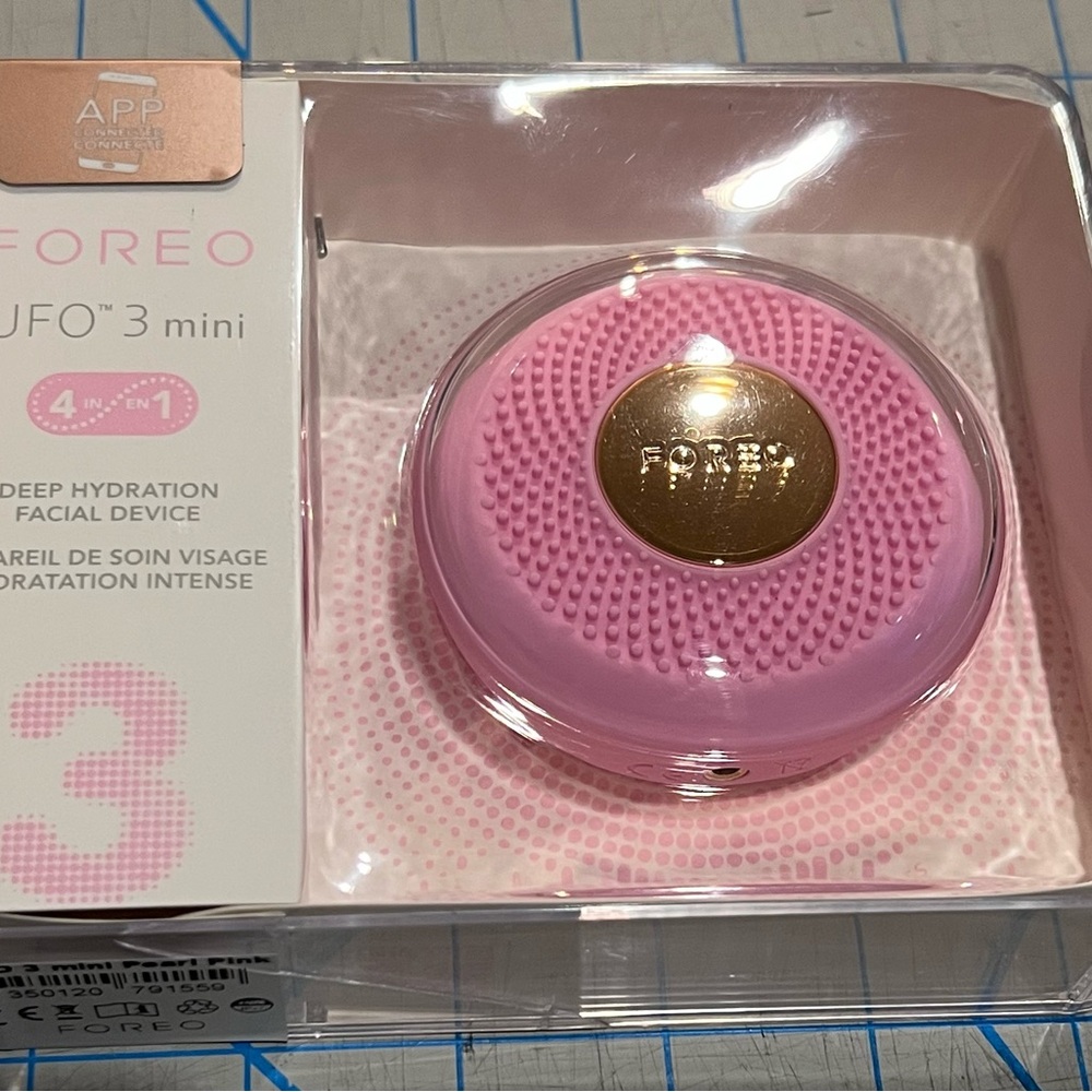 Foreo UFO 3 mini Pearl Pink Face Mask Infuser - Red Light Treatment